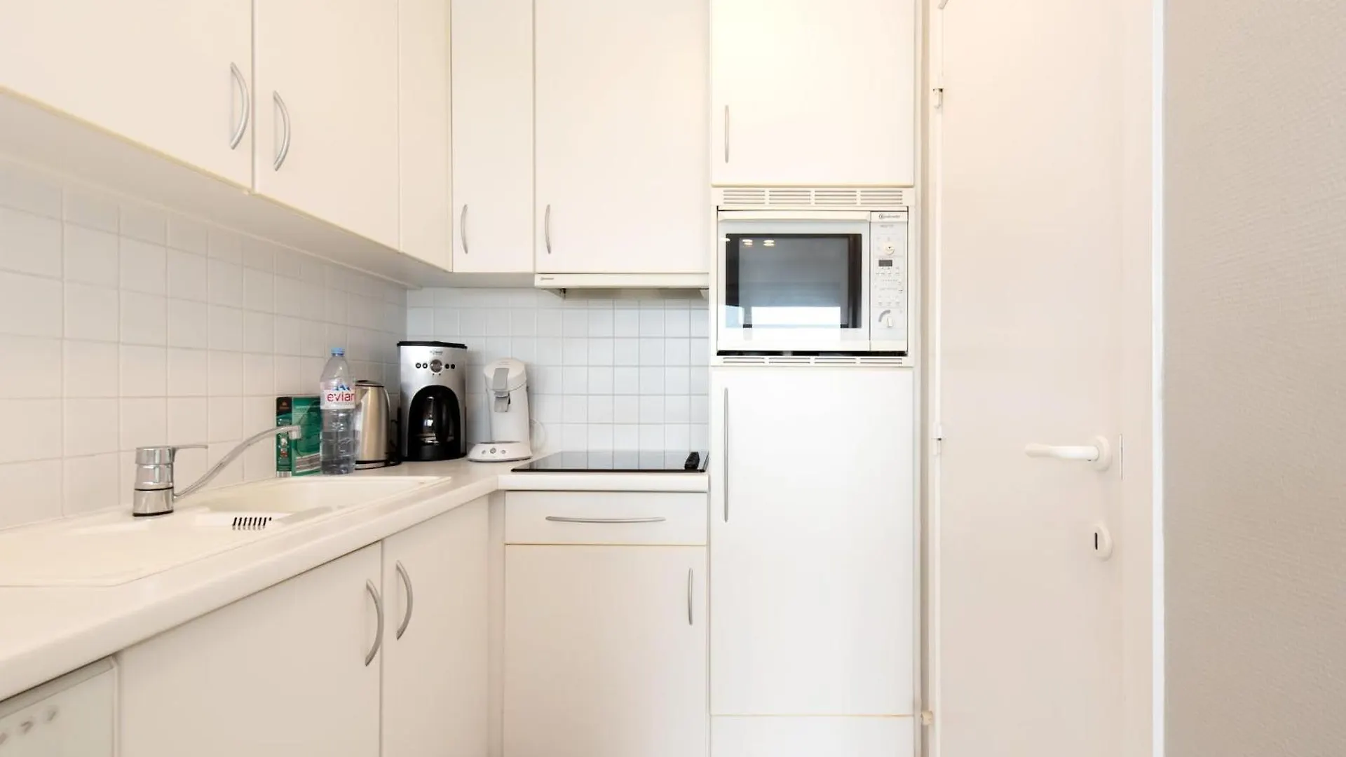 Spacious Apartment With Terrace Middelkerke Belgium