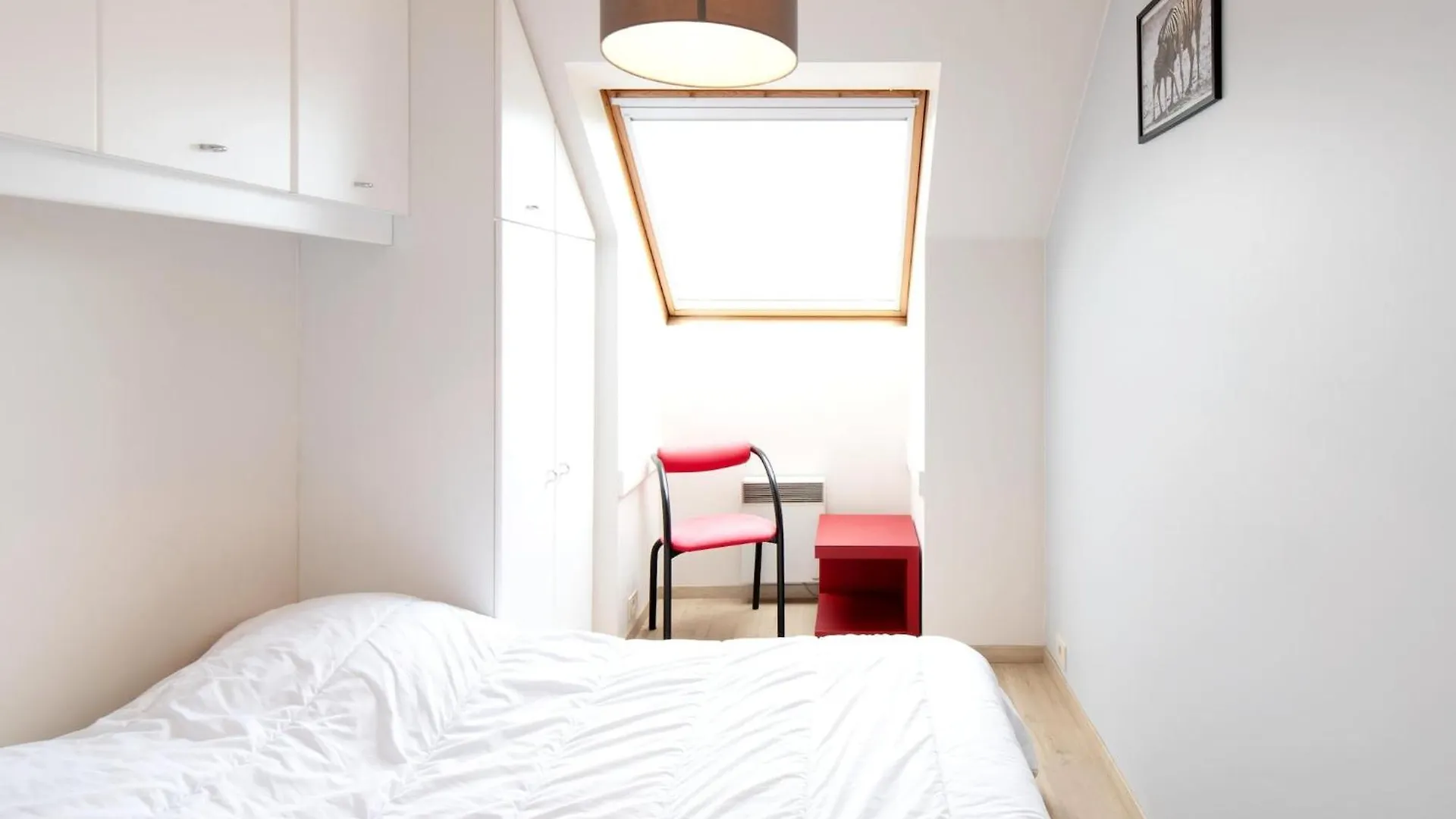 Spacious Apartment With Terrace Middelkerke