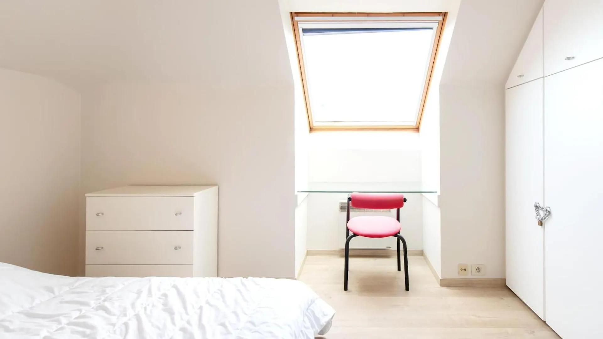 Spacious Apartment With Terrace Middelkerke 0*,